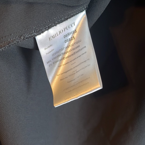 Emilio Pucci Short sleeve Ruffle hem Zip Back Shift Dress Made in Italy - Picture 5 of 9